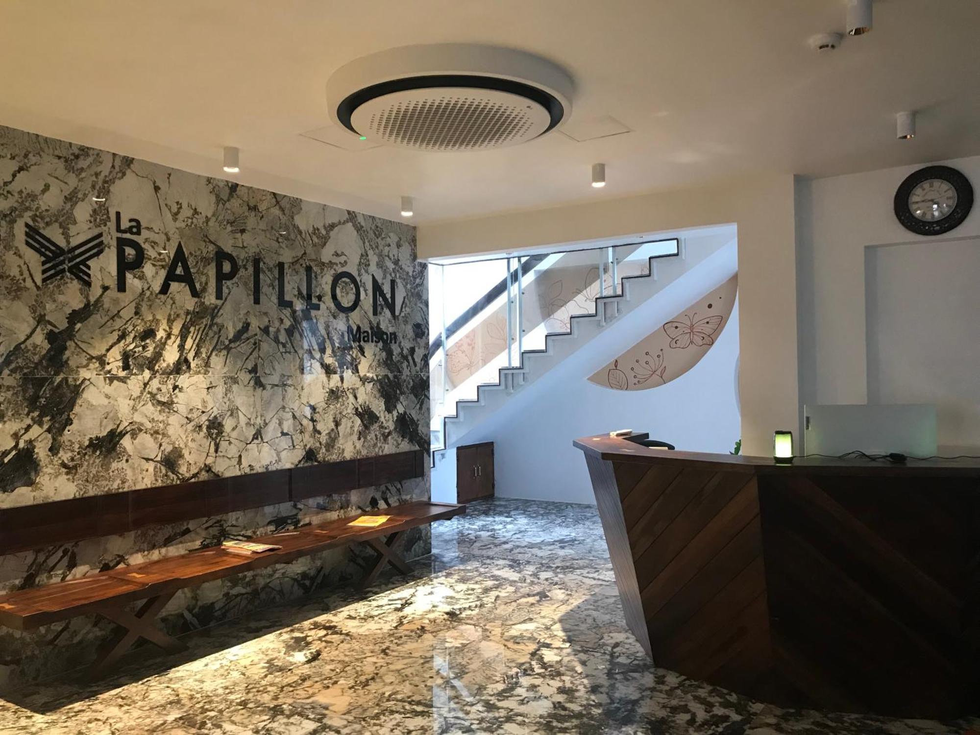 La Papillon Maison 蓬蒂切里 外观 照片